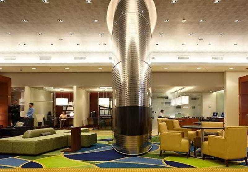 Marriott Montreal Airport In-Terminal Hotel Dorval Bagian luar foto