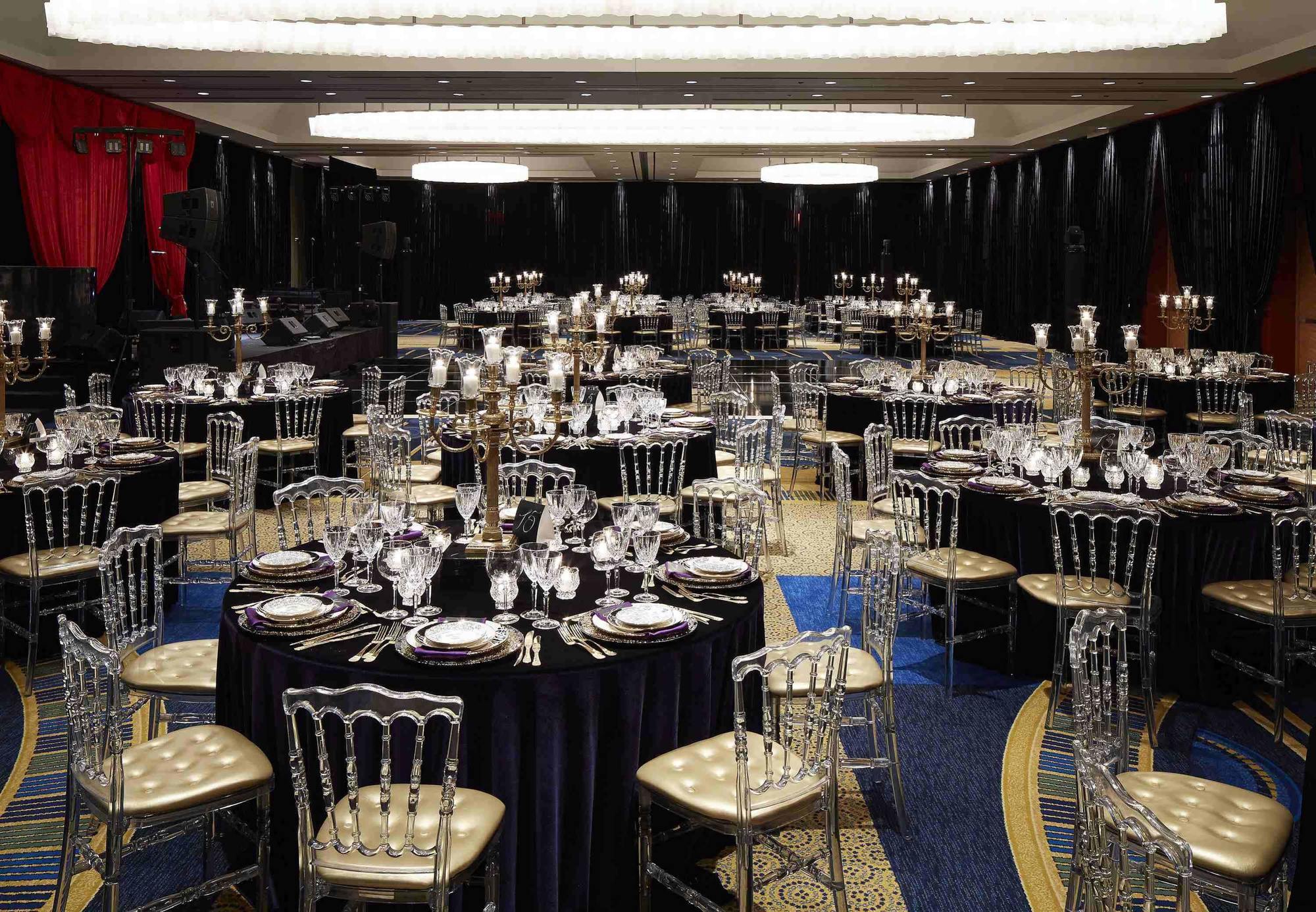 Marriott Montreal Airport In-Terminal Hotel Dorval Bagian luar foto