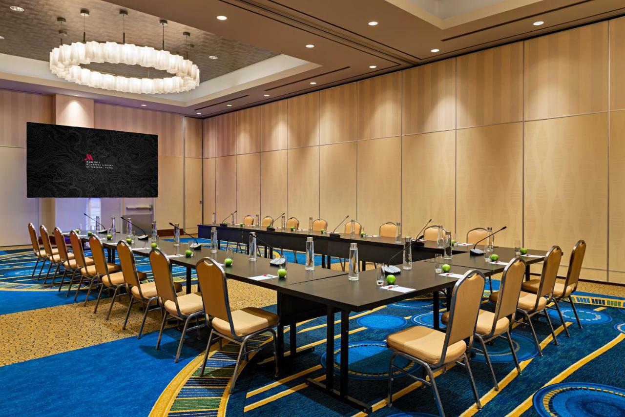 Marriott Montreal Airport In-Terminal Hotel Dorval Bagian luar foto